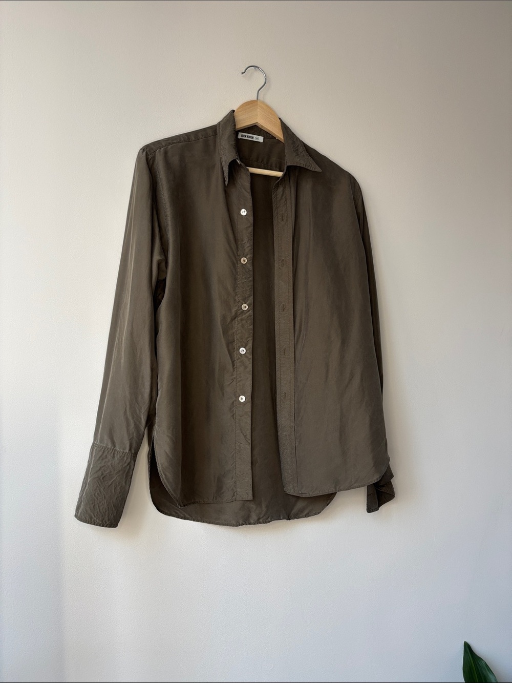 Buck Mason Olive Green Classic Button-Down Shirt 100% silk